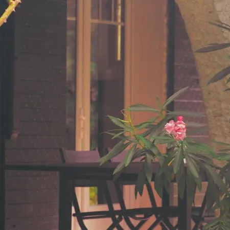 Du Parc I Maison De Caractere, Proche Centre Tatil Evi